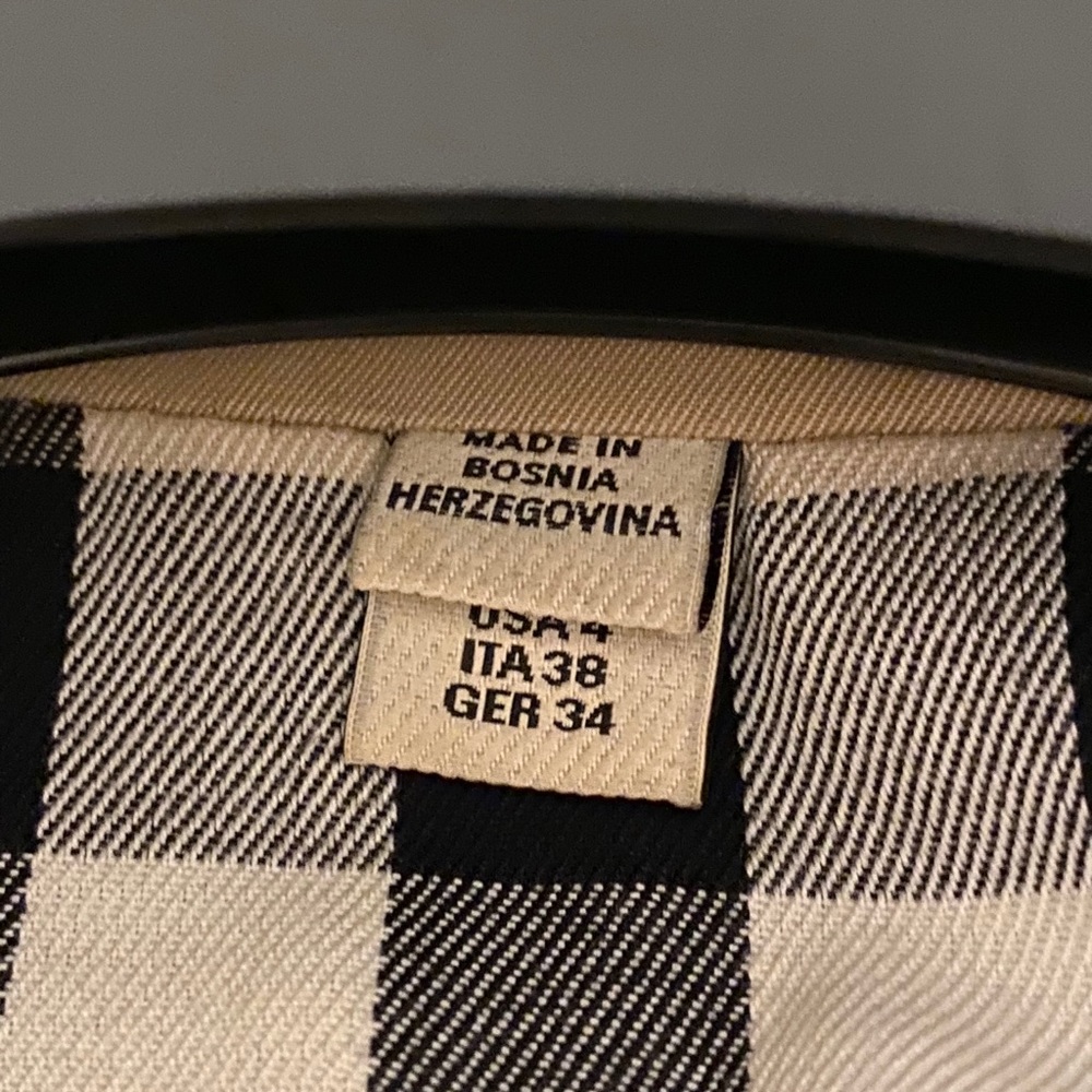 Burberry trench coach with leather details - Picture 8 of 12